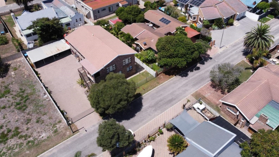 8 Bedroom Property for Sale in Hartenbos Central Western Cape